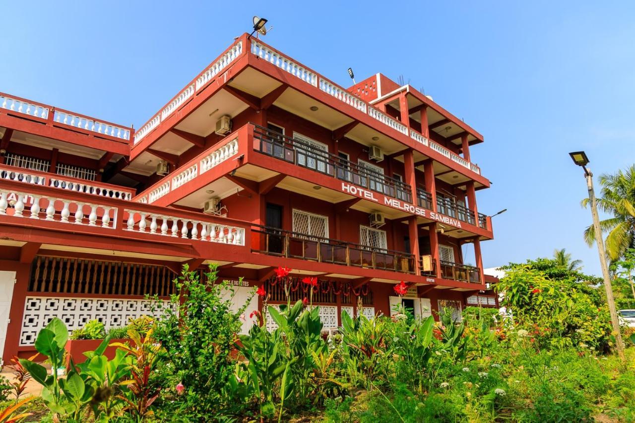 Hotel Melrose סמבאבה מראה חיצוני תמונה
